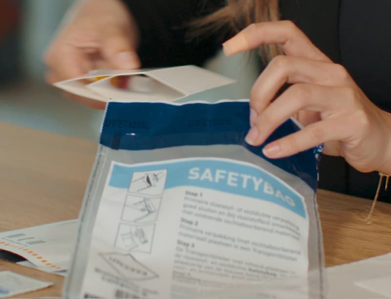 Sealing the specimen bag